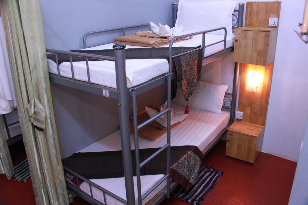 20Th Street Hostel Yangon Dış mekan fotoğraf